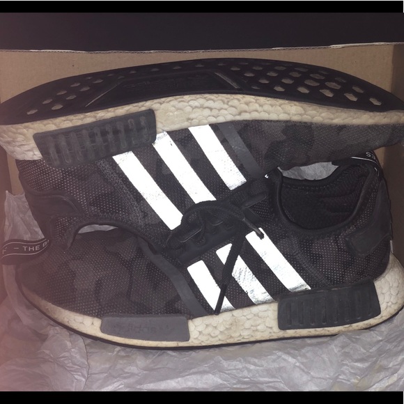 Adidas NMD R1 CBLACK - Picture 6 of 6